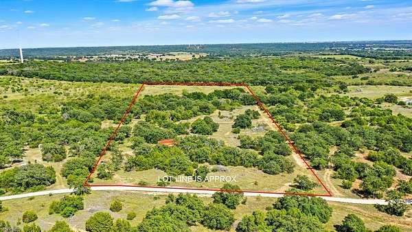 15.8 Acres of Land for Sale in Desdemona, Texas