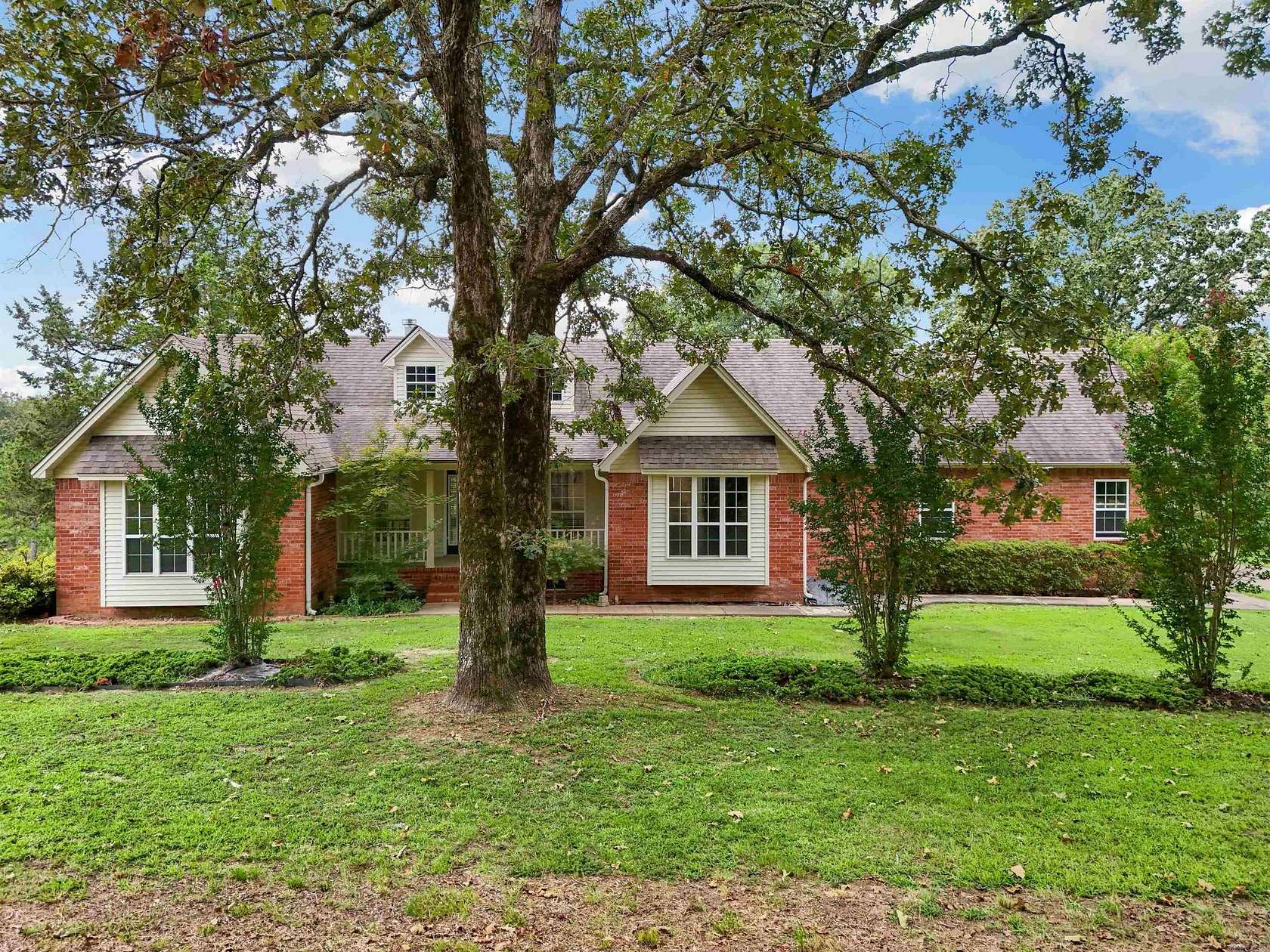 2.42 Acres of Residential Land with Home for Sale in Romance, Arkansas