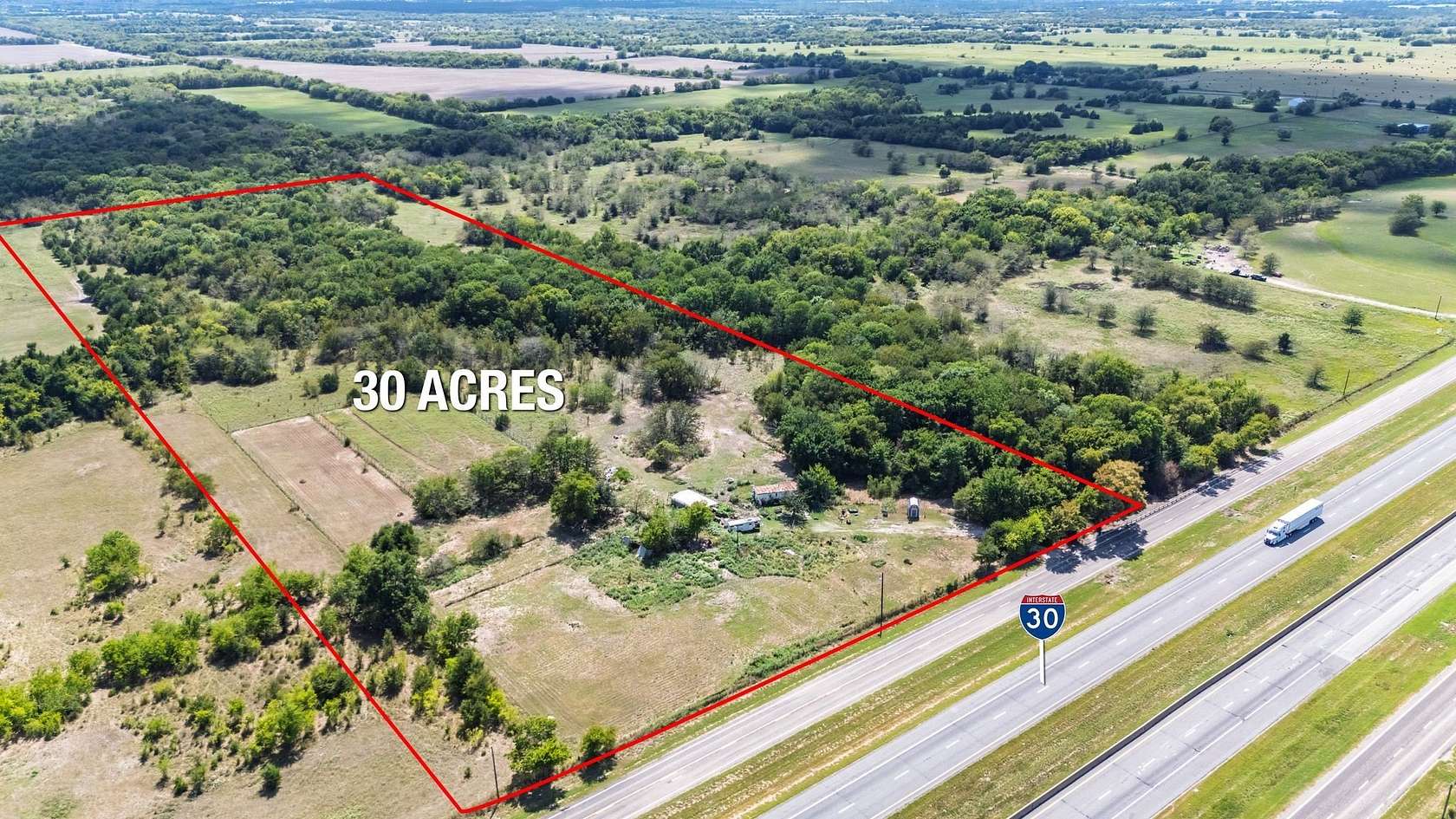 30 Acres of Commercial Land for Sale in Campbell, Texas