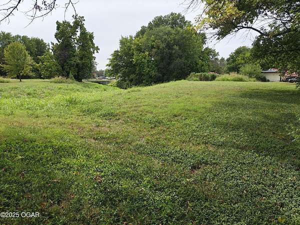1 Acre of Land for Sale in Lamar, Missouri