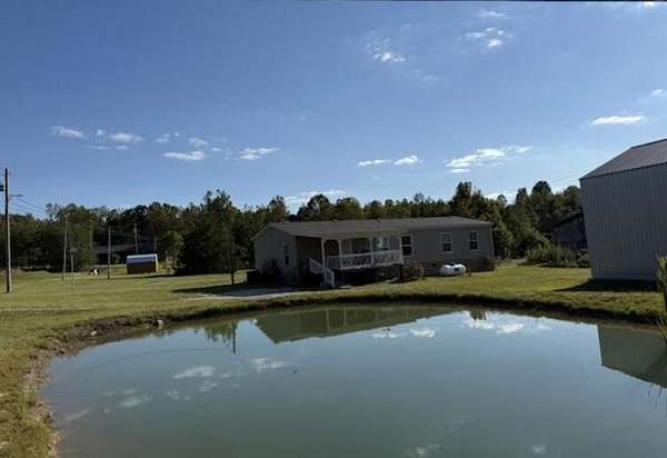 7 Acres of Residential Land with Home for Sale in Frenchburg, Kentucky