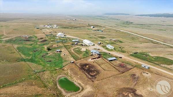 600 Acres of Agricultural Land with Home for Sale in Lewistown, Montana