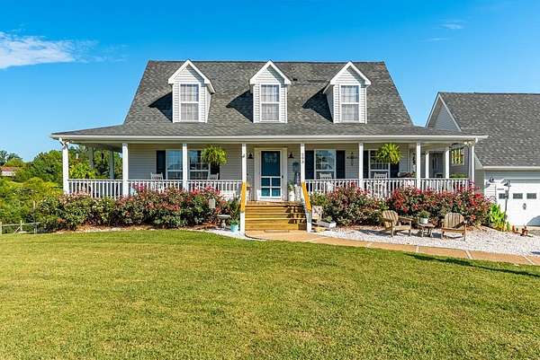 6.3 Acres of Land with Home for Sale in Green Bay, Virginia