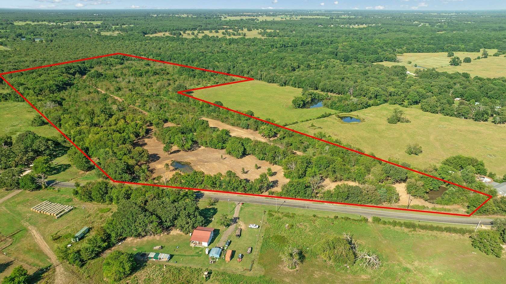 55 Acres of Recreational & Residential Land for Sale in Blossom, Texas