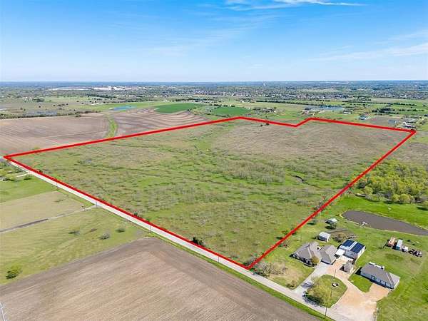 75 Acres of Land for Sale in Ennis, Texas
