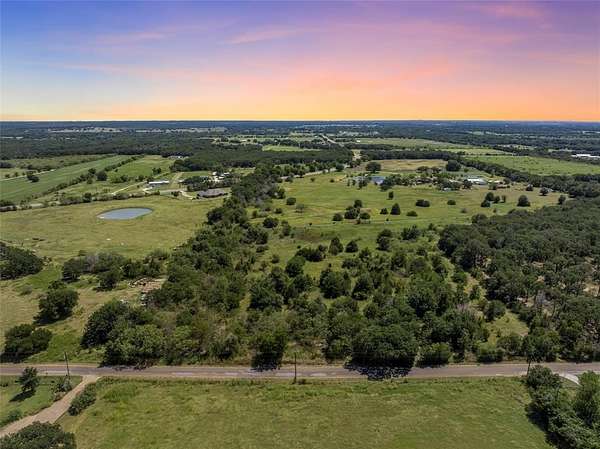 3 Acres of Land for Sale in Waco, Texas