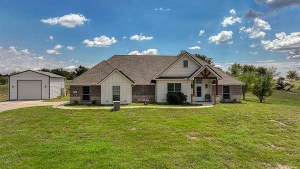 2.13 Acres of Residential Land with Home for Sale in Weatherford, Texas