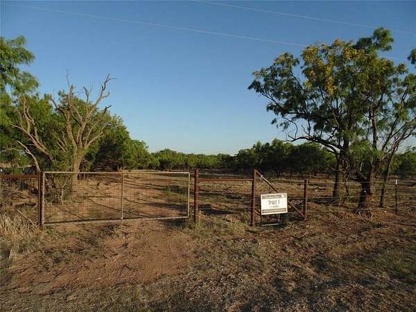 11 Acres of Land for Sale in Bradshaw, Texas