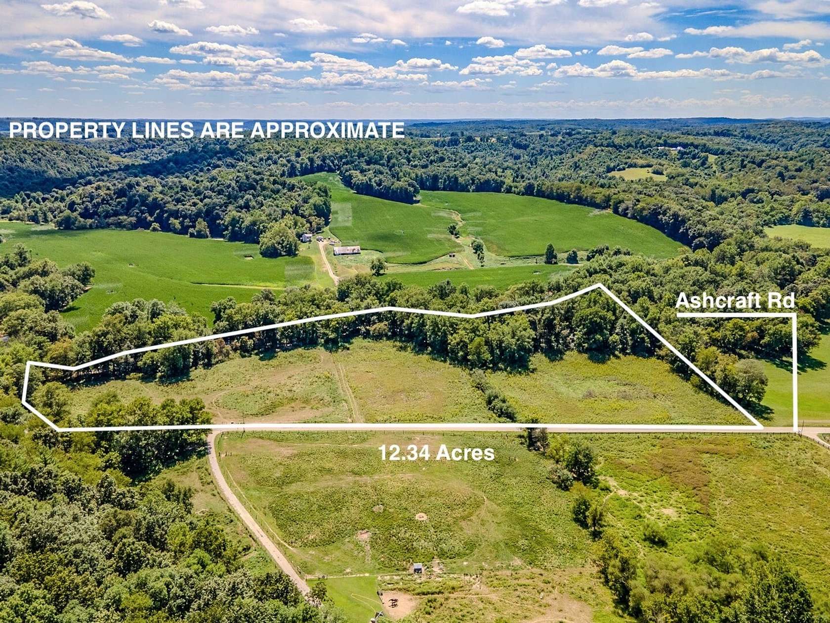 12.3 Acres of Recreational Land for Sale in Frazeysburg, Ohio