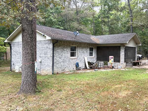 62 Acres of Recreational Land with Home for Sale in Melbourne, Arkansas