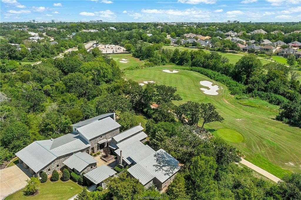 1.83 Acres of Improved Mixed-Use Land for Sale in Bryan, Texas