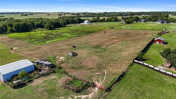 2.5 Acres of Residential Land for Sale in Yukon, Oklahoma