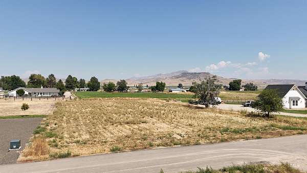 1.25 Acres of Residential Land for Sale in Emmett, Idaho
