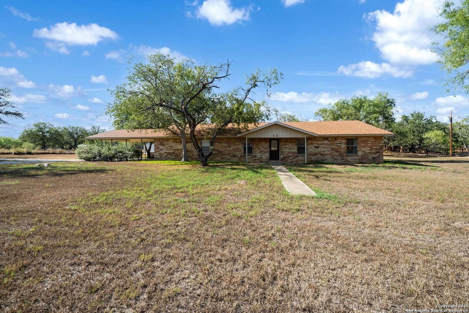 2.33 Acres of Residential Land with Home for Sale in Pleasanton, Texas
