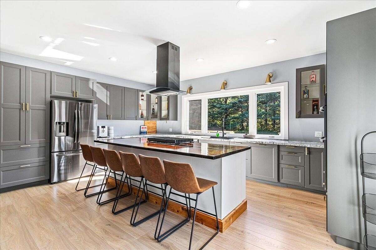 2.22 Acres of Residential Land with Home for Sale in Hebron, Ohio