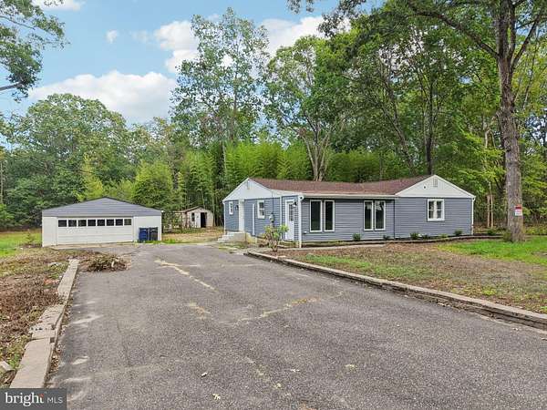 4.83 Acres of Residential Land with Home for Sale in Mays Landing, New Jersey