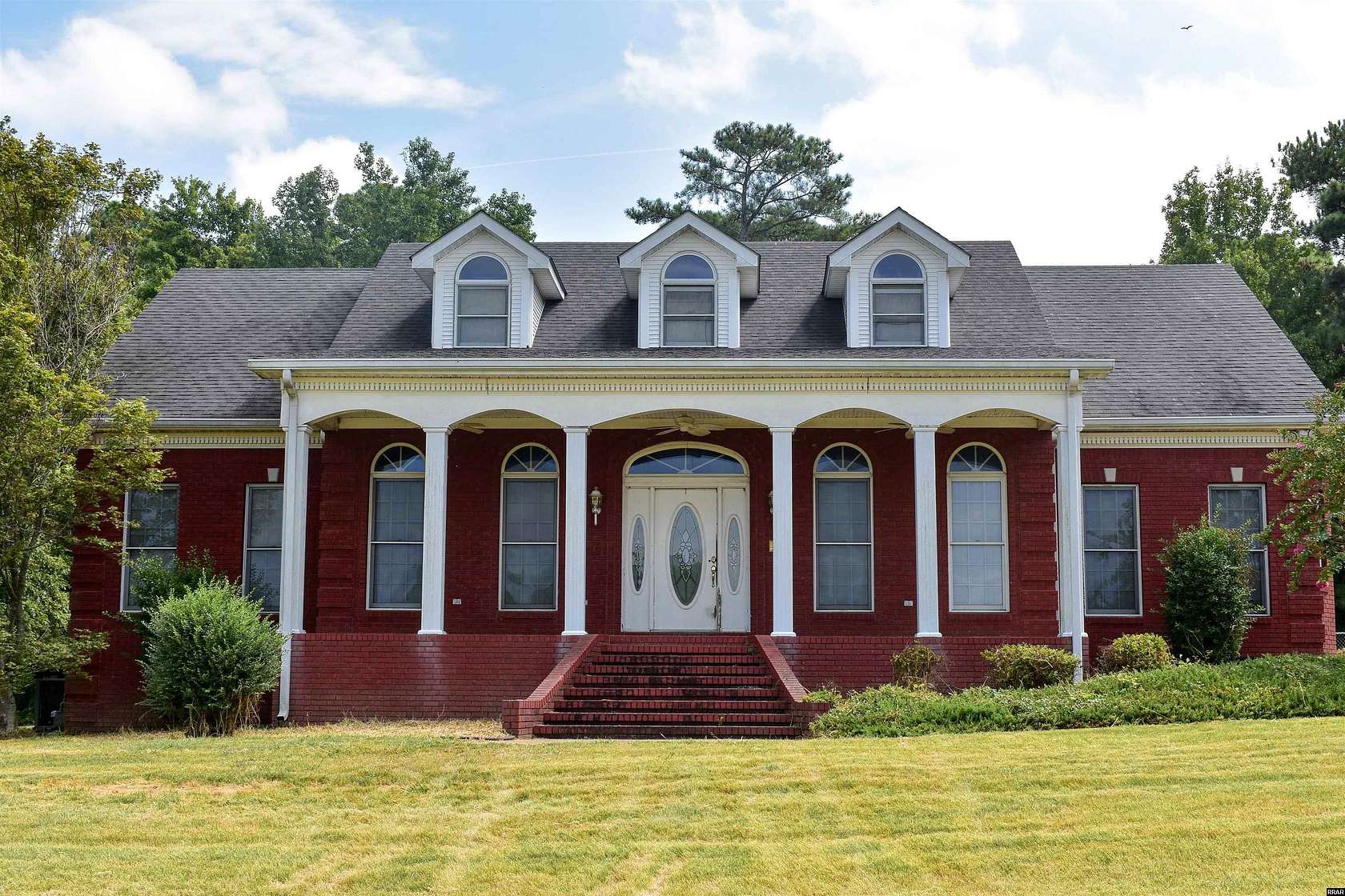 8 Acres of Residential Land with Home for Sale in Union City, Tennessee