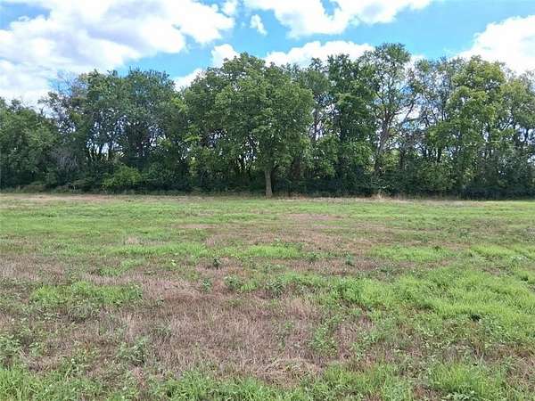 10 Acres of Land for Sale in Lee's Summit, Missouri