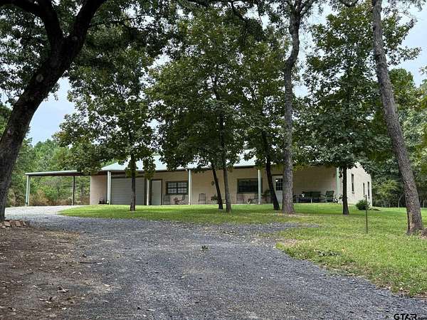 5 Acres of Residential Land with Home for Sale in Lindale, Texas