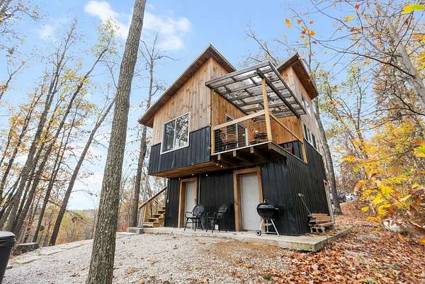 0.62 Acres of Residential Land with Home for Sale in Stanton, Kentucky