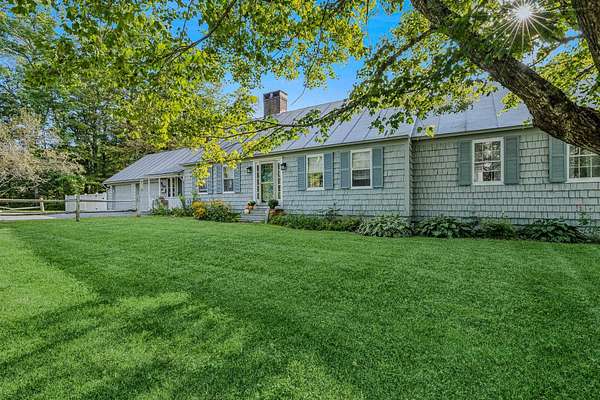 2.36 Acres of Residential Land with Home for Sale in Woodstock, Vermont