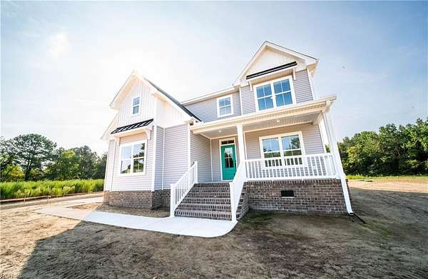 5 Acres of Residential Land with Home for Sale in Smithfield, Virginia