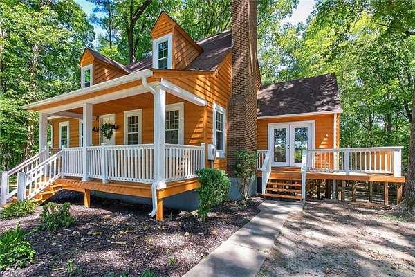 1.58 Acres of Residential Land with Home for Sale in Courtland, Virginia