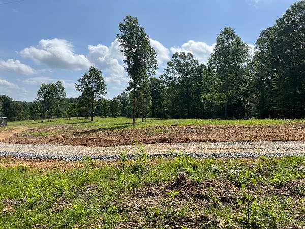 5.48 Acres of Residential Land for Sale in Bon Aqua, Tennessee