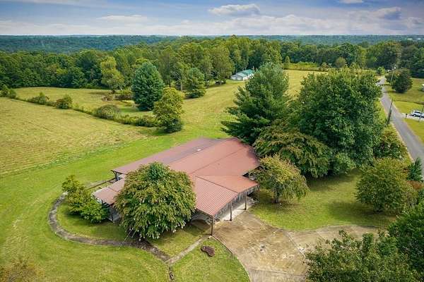 5 Acres of Residential Land with Home for Sale in Monterey, Tennessee