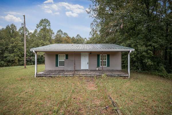 8.52 Acres of Residential Land with Home for Sale in Monterey, Tennessee