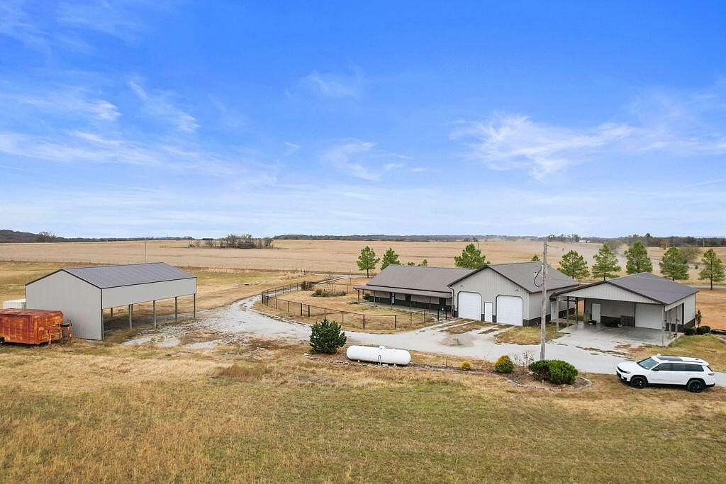 2.5 Acres of Residential Land with Home for Sale in Vinita, Oklahoma