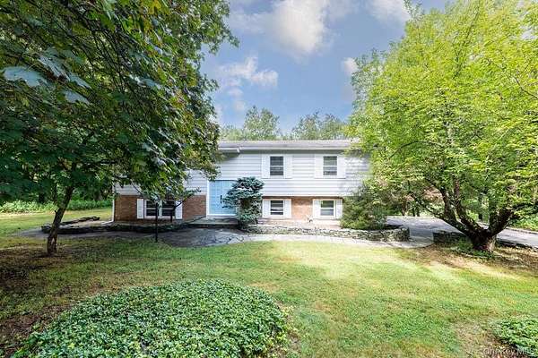 1.5 Acres of Residential Land with Home for Sale in Warwick, New York