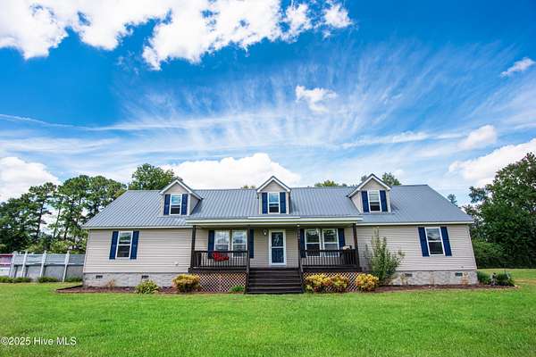 12.7 Acres of Land with Home for Sale in Trenton, North Carolina