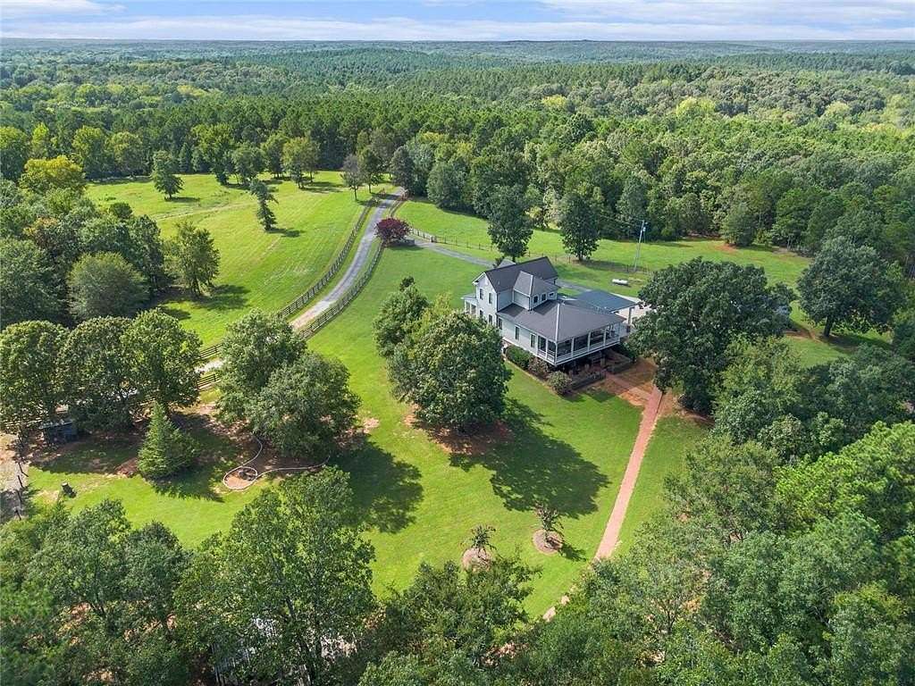 27 Acres of Land with Home for Sale in Elberton, Georgia