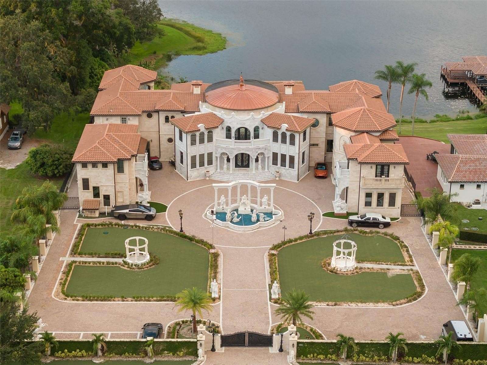 4.43 Acres of Residential Land with Home for Sale in Windermere, Florida