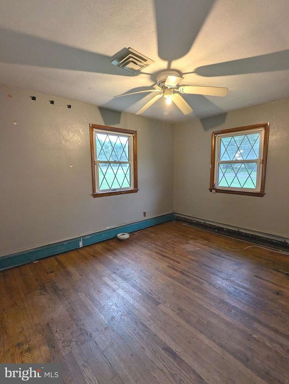 1.56 Acres of Residential Land with Home for Sale in Vineland, New Jersey