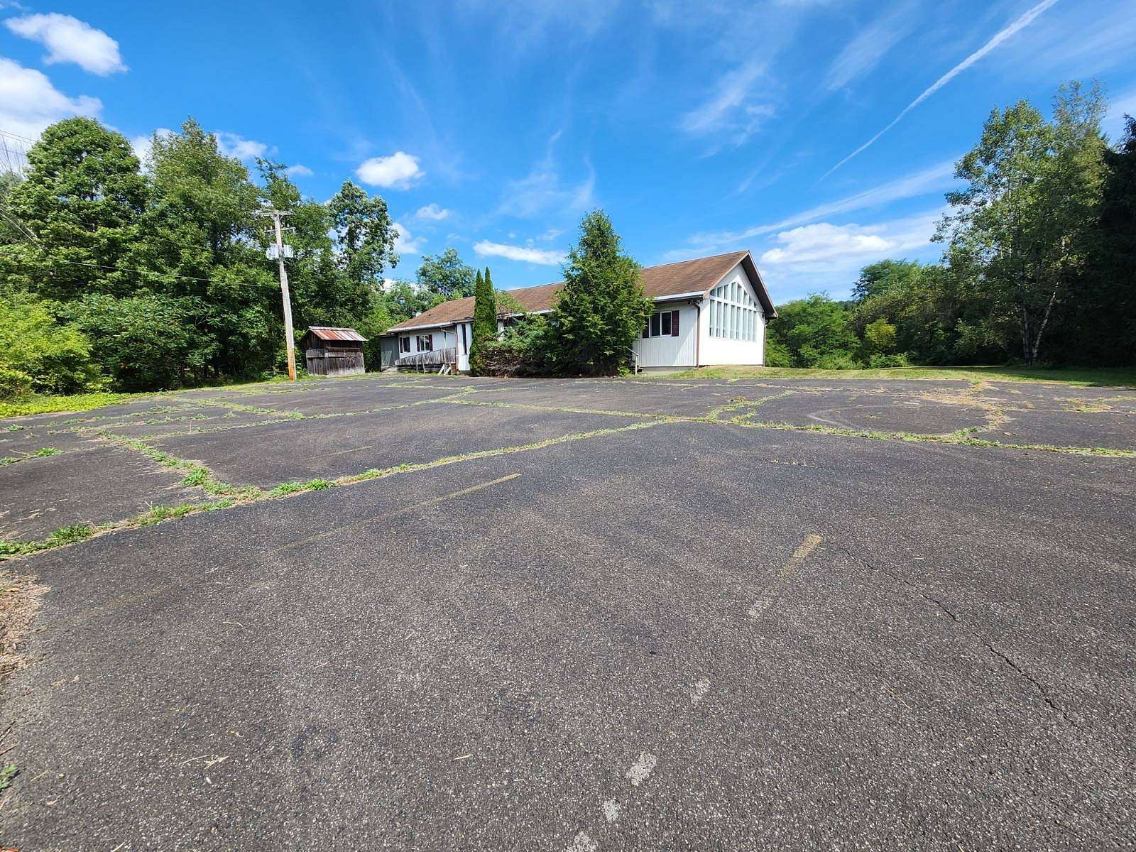6 Acres of Improved Commercial Land for Sale in Norwich, New York