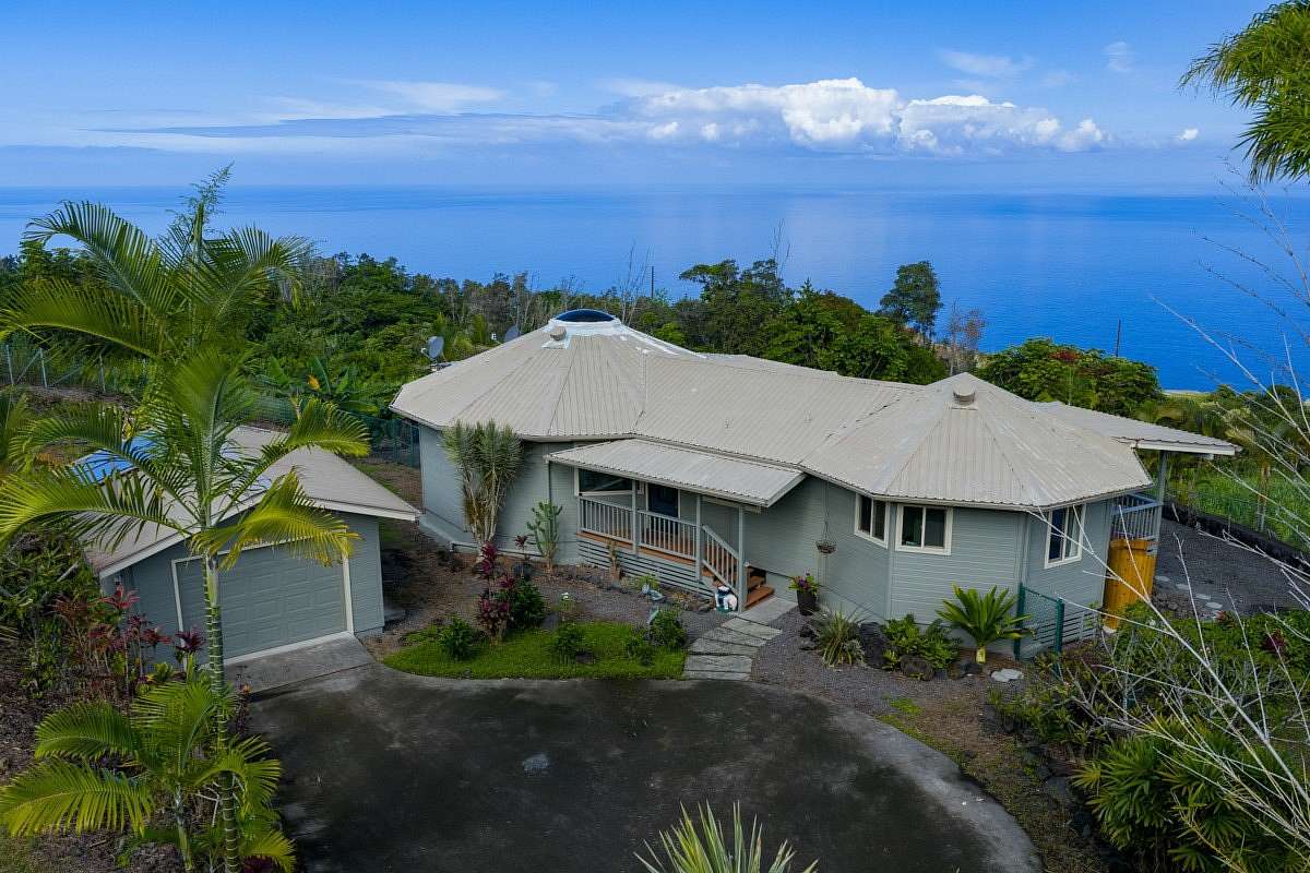 5 Acres of Residential Land with Home for Sale in Captain Cook, Hawaii