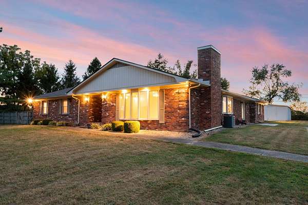 2.5 Acres of Residential Land with Home for Sale in Versailles, Kentucky