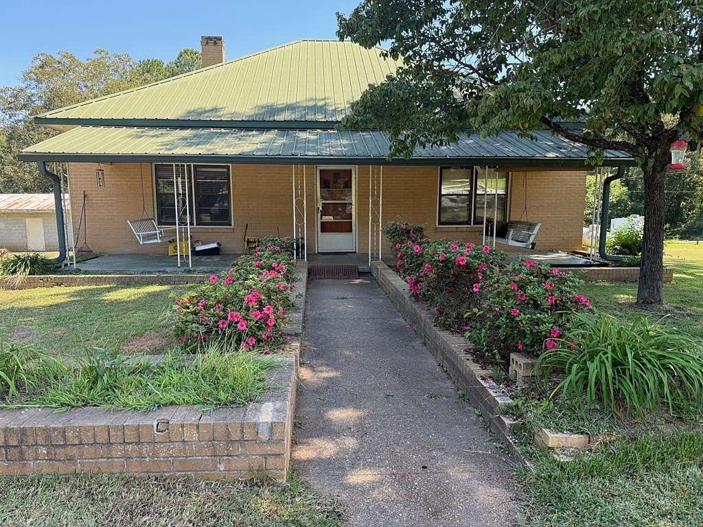 1.66 Acres of Land with Home for Sale in Manchester, Georgia