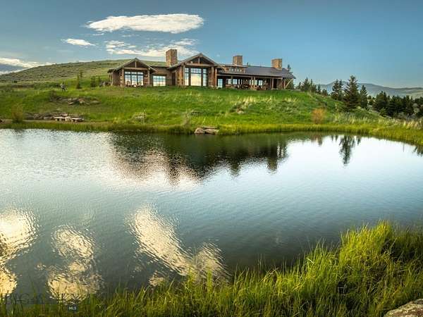 514 Acres of Land with Home for Sale in Livingston, Montana
