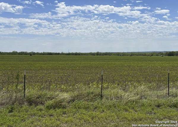 10.5 Acres of Land for Sale in St. Hedwig, Texas