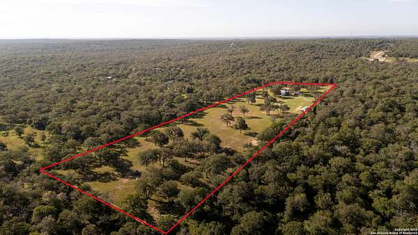 10 Acres of Residential Land for Sale in Seguin, Texas