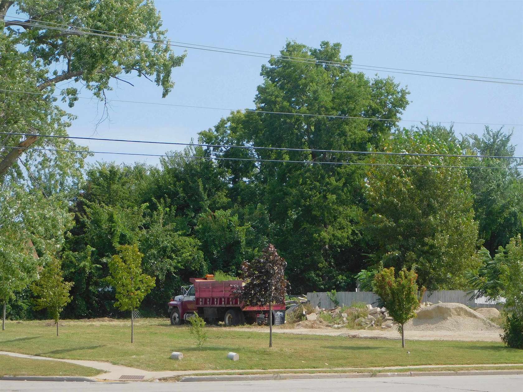 0.28 Acres of Commercial Land for Sale in Beloit, Wisconsin