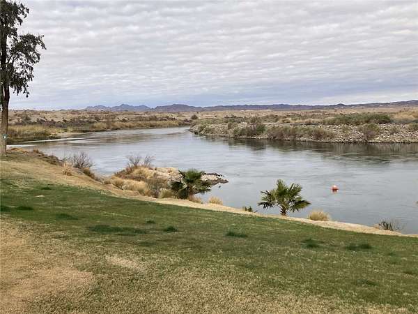 26.9 Acres of Recreational Land with Home for Sale in Blythe, California