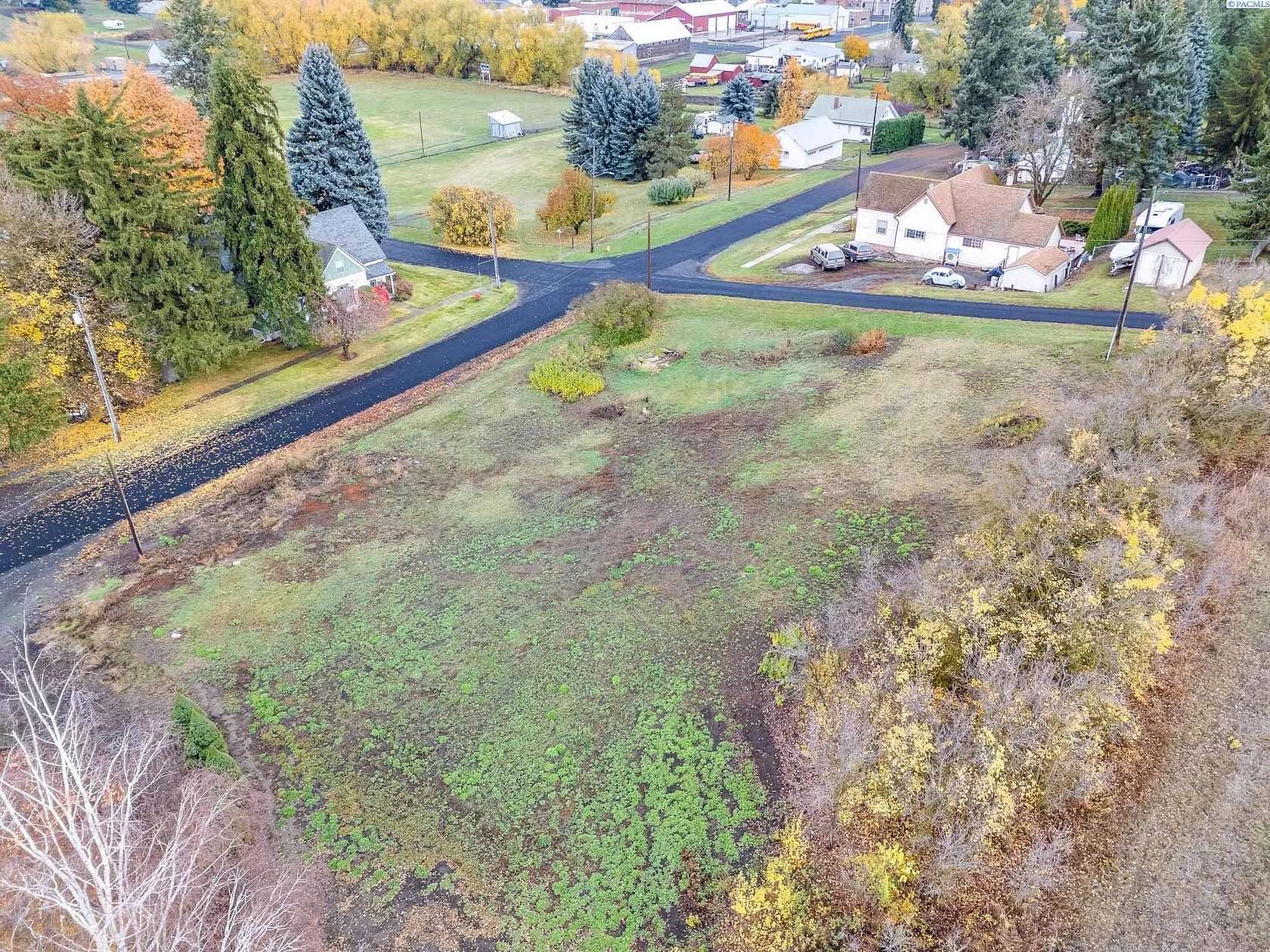 0.6 Acres of Residential Land for Sale in Oakesdale, Washington