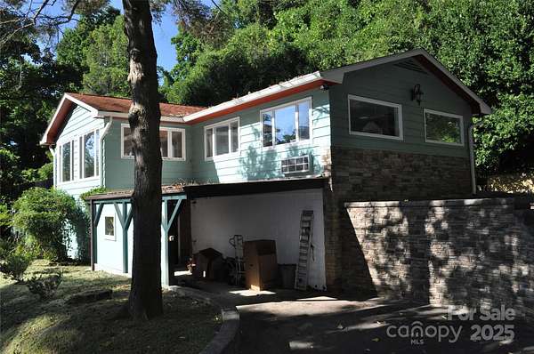 1.77 Acres of Residential Land with Home for Sale in Tryon, North Carolina