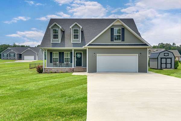 2 Acres of Residential Land with Home for Sale in Manchester, Tennessee