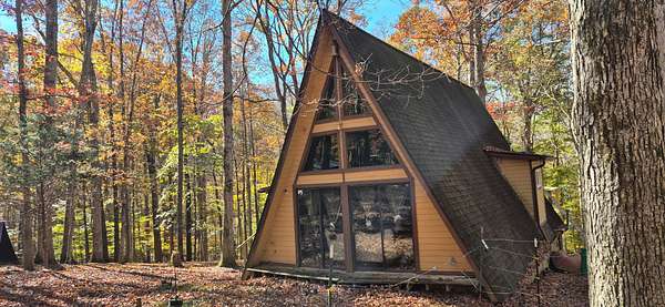 7.14 Acres of Residential Land with Home for Sale in Ashland City, Tennessee