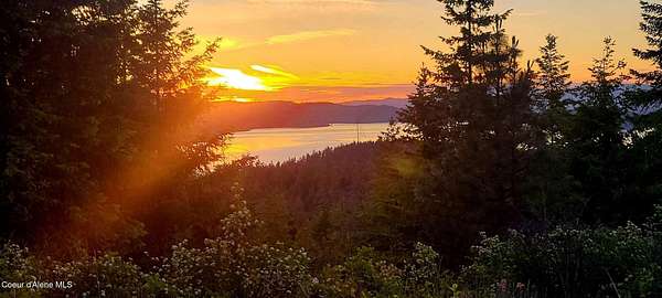 59.9 Acres of Land with Home for Sale in Harrison, Idaho